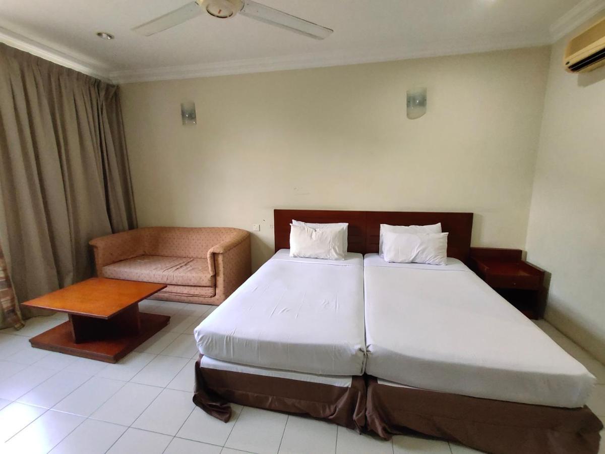 Wawa'S Golf View Inn Taiping Exterior photo
